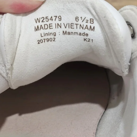 Cole Haan Grand Crosscourt Sneakers in Peach Whip Leather Size 6.5 Women's - Picture 9 of 9